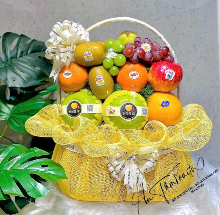 GIỎ TRÁI CÂY TONE VÀNG CẢM ƠN GIA ĐÌNH