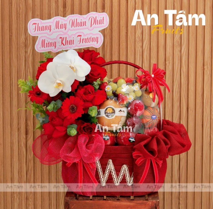 GIỎ TRÁI CÂY TONE ĐỎ CHÚC MỪNG KHAI TRƯƠNG