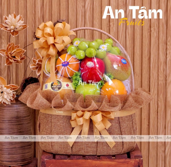 GIỎ TRÁI CÂY TONE NÂU TRẦM DÂNG HƯƠNG TRANG NGHIÊM