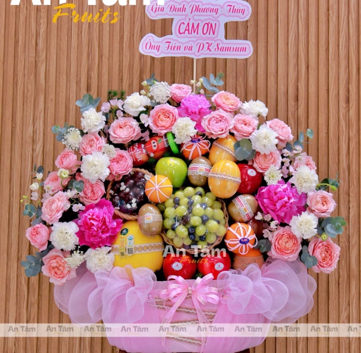 GIỎ TRÁI CÂY TONE HỒNG CẢM ƠN BÁC SĨ