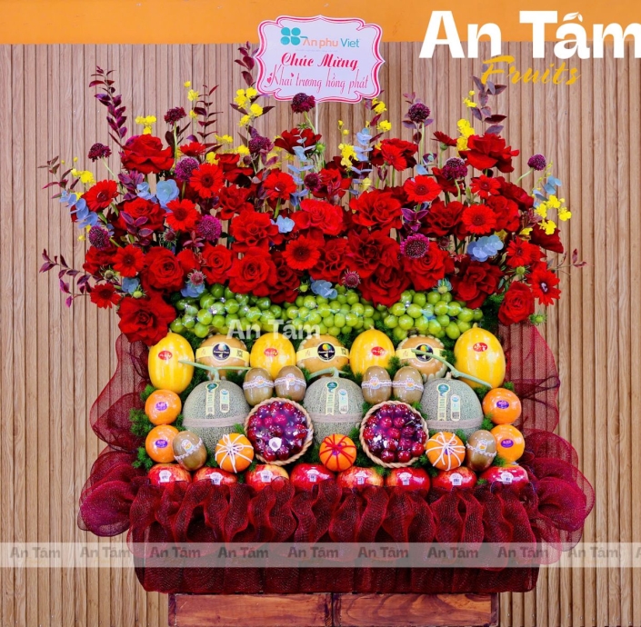 GIỎ TRÁI CÂY SIÊU TO KHỔNG LỒ CHẤT LƯỢNG CHÚC MỪNG KHAI TRƯƠNG 