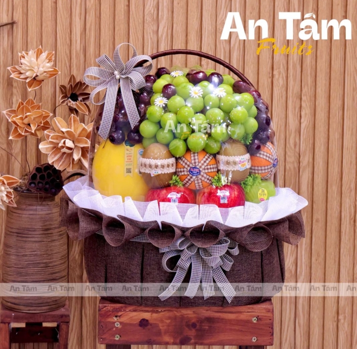 GIỎ TRÁI CÂY TONE NÂU SANG TỌNG KÍNH LỄ NẶNG TRĨU