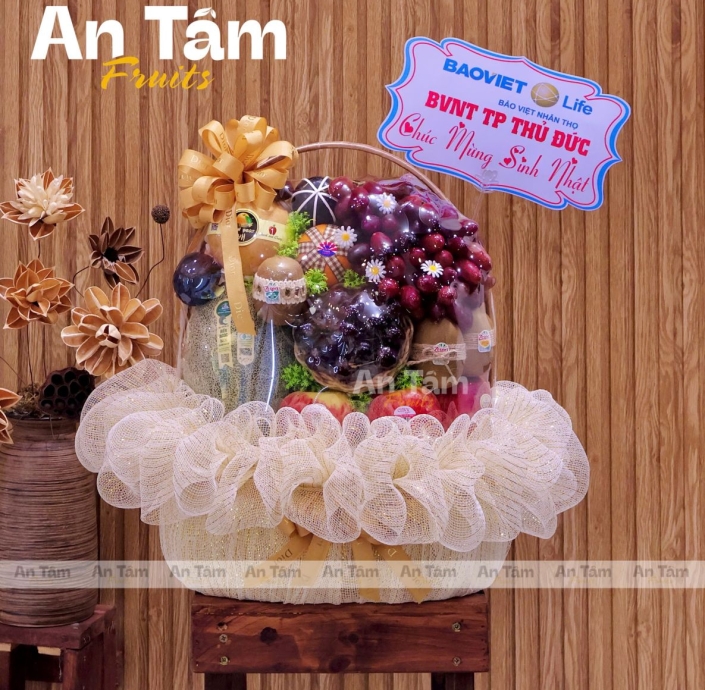 GIỎ TRÁI CÂY SIZE ĐẠI CHÚC MỪNG SINH NHẬT SANG TRỌNG
