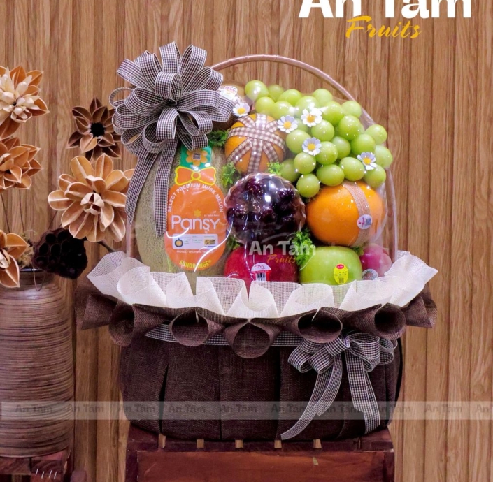 GIỎ TRÁI CÂY KÍNH VIẾNG TONE NÂU ĐẬM 