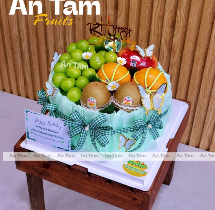 BÁNH KEM TRÁI CÂY HIỆN ĐẠI