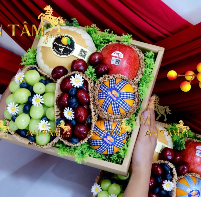 HỘP TRÁI CÂY MIX TRÁI FORM VUÔNG TONE NÂU 