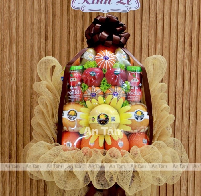 THÁP TRÁI CÂY SIÊU TO CAO KÍNH LỄ 