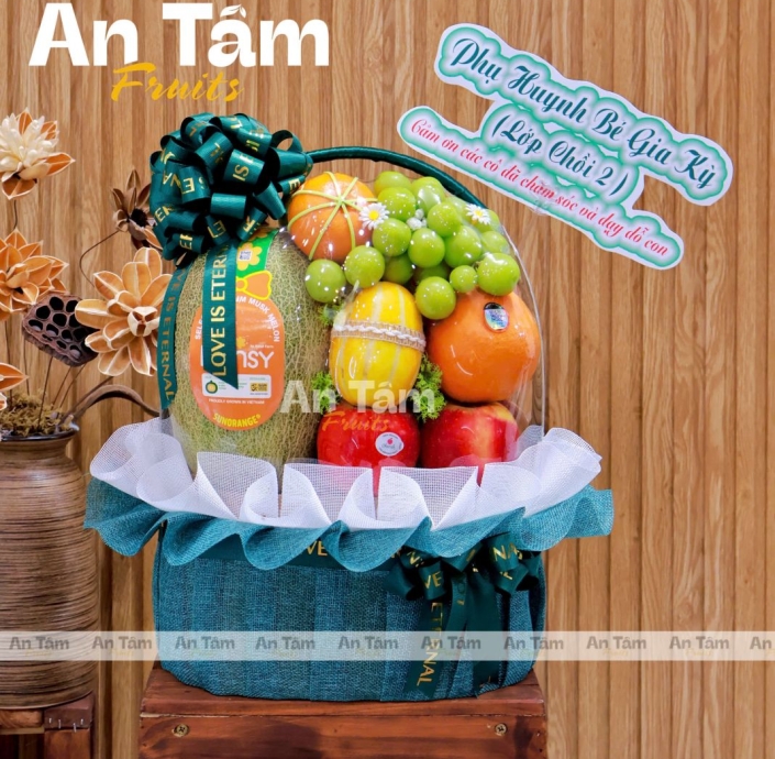 GIỎ TRÁI CÂY TRI ÂN THẦY CÔ GIÁO CUỐI NĂM HỌC